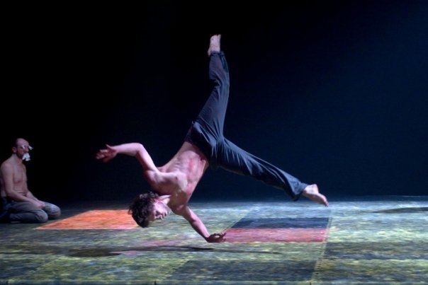 Divadlo Ponec uvede obnovenou premiéru mezinárodně úspěšného projektu 100 Wounded Tears souboru DOT504 Dance Company
