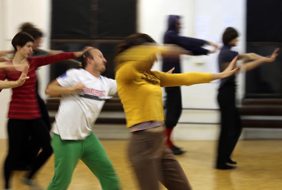Loco:Motion Company uvádí: Gao Xingjian – Druhý břeh