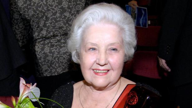 Ve věku 89 let zemřela dnes herečka Antonie Hegerlíková