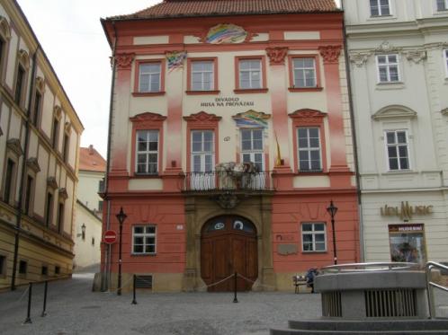 Brněnští divadelníci chystají scénický časopis věnovaný krizi