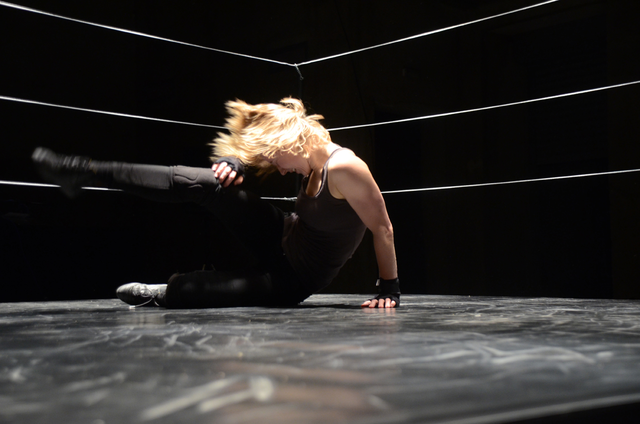 Markéta Vacovská nominována za svůj dechberoucí výkon v inscenaci One Step Before the Fall do širšího výběru Ceny Thálie 2012