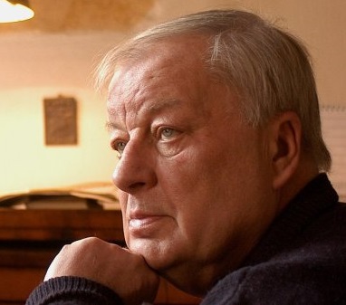 Zemřel dramatik Josef Topol