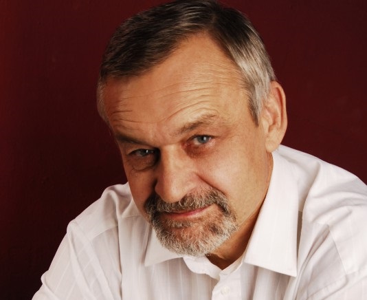 Umělecká rada: Dočasným šéfem divadla v Plzni by měl být I. Racek