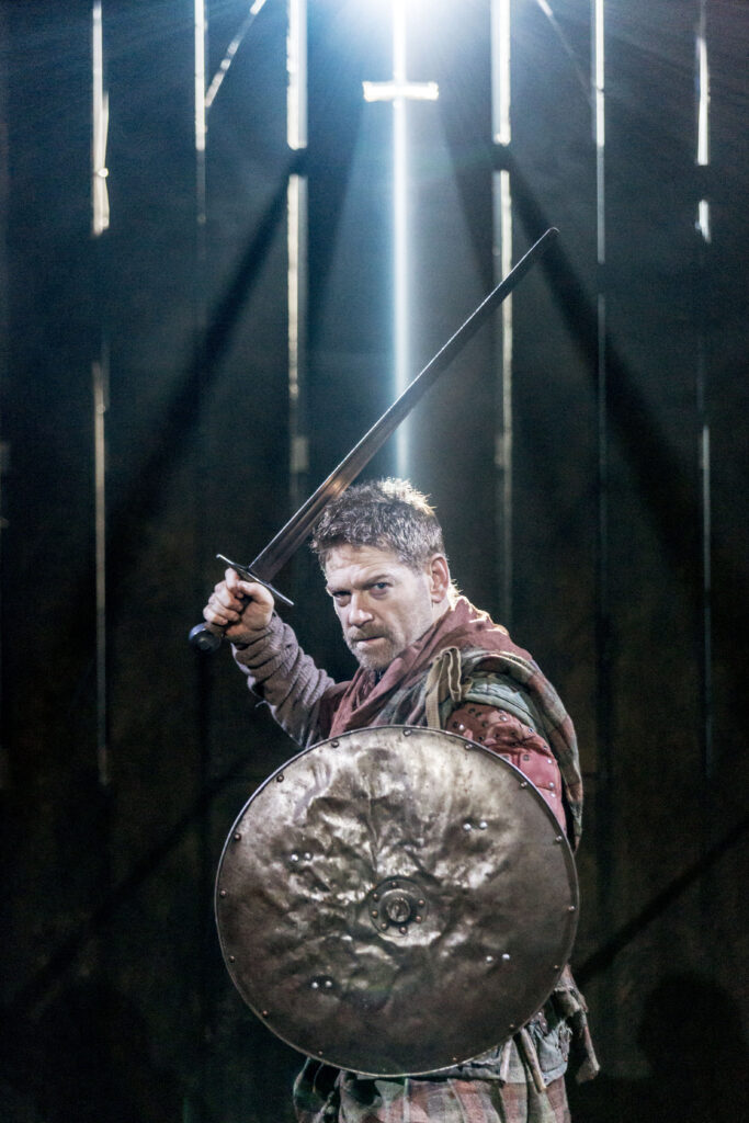 Macbeth: vizuální podívaná Kennetha Branagha v pěti kinech v ČR – přenosy NT Live startují také v Brně a Olomouci