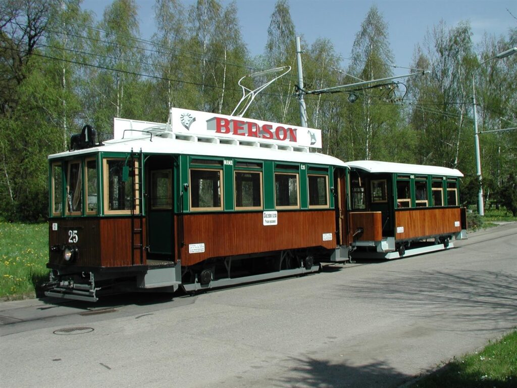 Zažijte jízdu historickou divadelní tramvají!