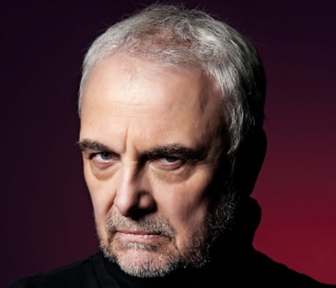 Po těžké nemoci zemřel herec a moderátor Vladimír Čech