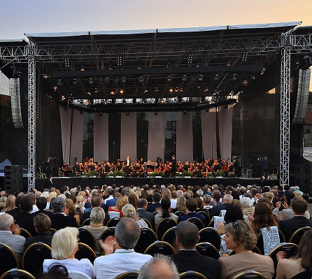 Hudební festival v Českém Krumlově bude kratší, chybí peníze