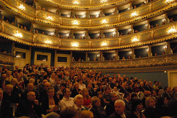 Teatrologická společnost zve na panelovou debatu: Škola diváka