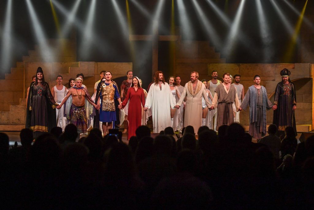 Městské divadlo Brno uvedlo pětkrát rockovou operu Jesus Christ Superstar na ostrově Tenerife