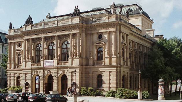 Liberci se na druhý pokus podařilo sehnat firmu na opravu Divadla F. X. Šaldy