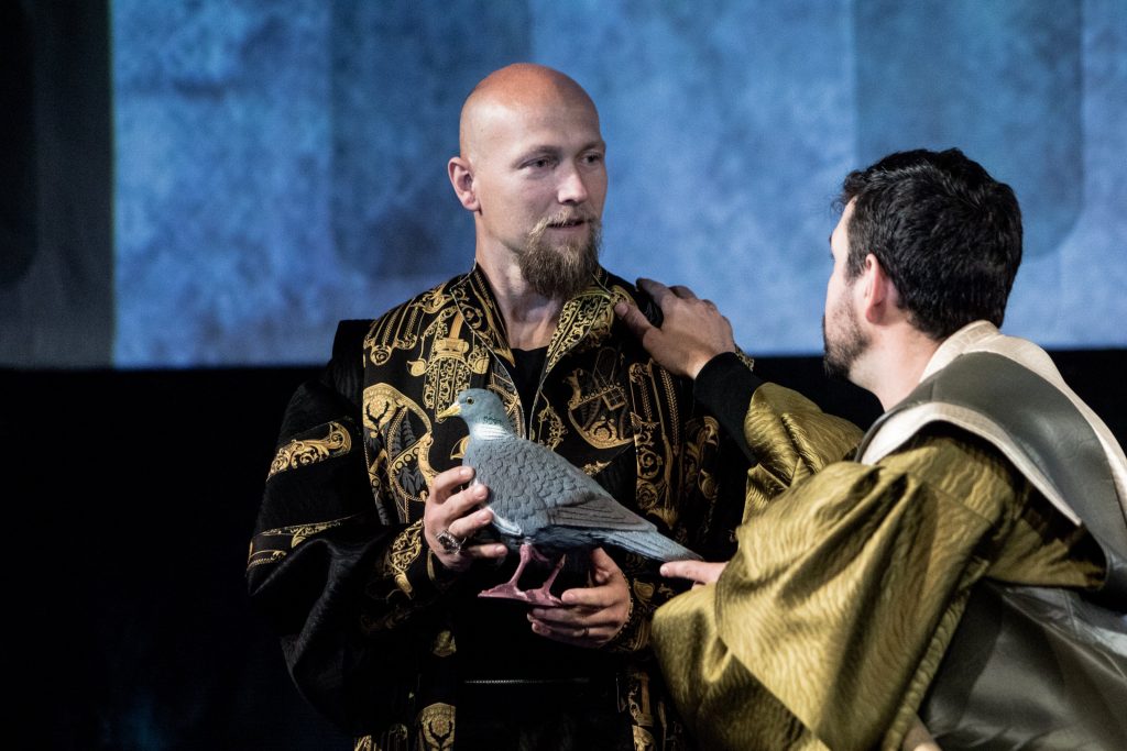 Poslední premiérou letošní sezóny bude v Moravském divadle Olomouc Kupec benátský