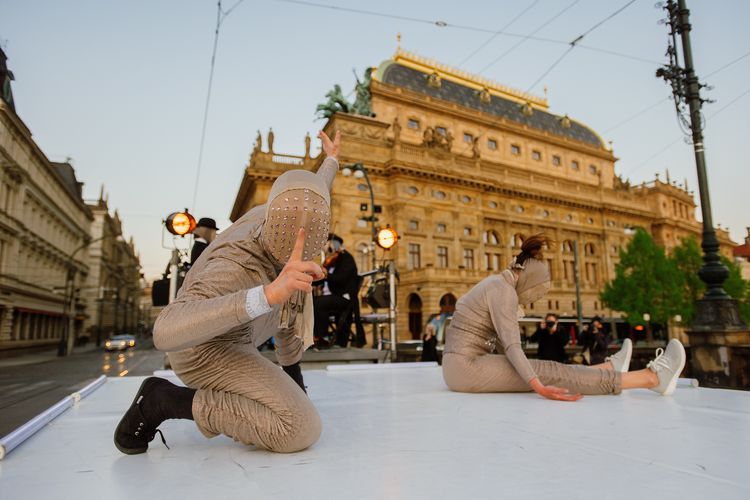 Iniciativa Cirku La Putyka vyzývá umělce k samostatným akcím