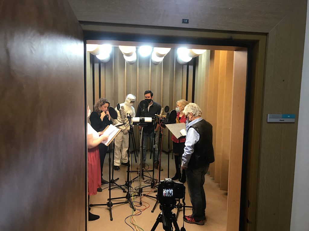Členové činohry Moravského divadla Olomouc natáčí rozhlasovou hru Když kultura mlčí