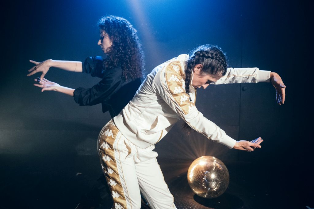 Unikátní inscenace Můj Hood propojí pohybové divadlo, činohru, autofikci i stand-up