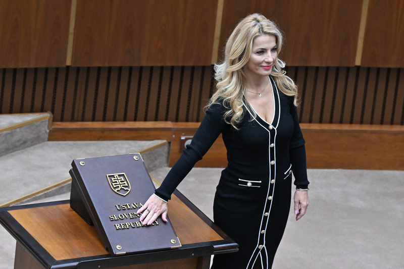 Slovenská ministryně kultury tvrdí, že herci se přidali ke snahám sesadit vládu
