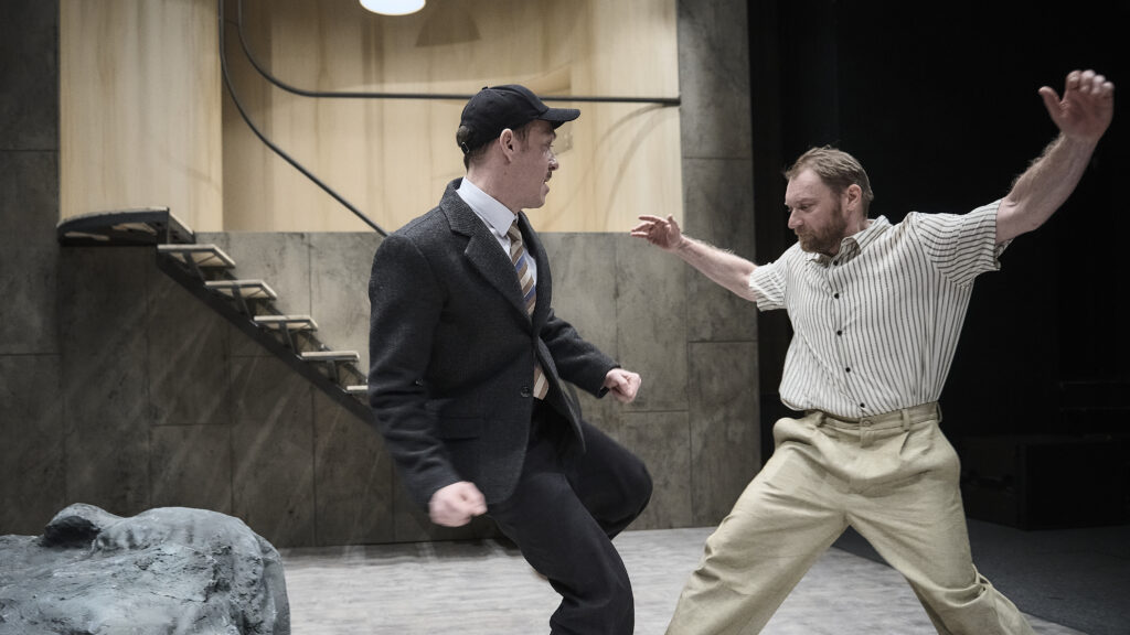 Slavné drama Henrika Ibsena Nepřítel lidu v novém hávu u Bezručů