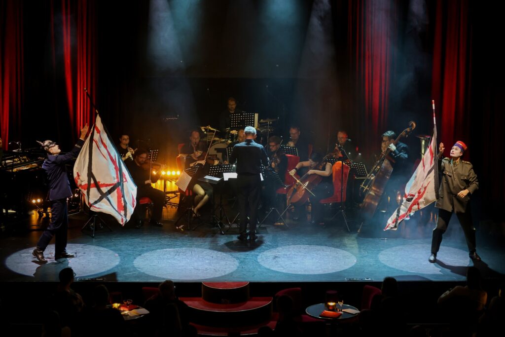 Brno Contemporary Orchestra uvede v Cabaret des Péchés lechtivý kabaret s tragickým podtextem Vavřínový věneček