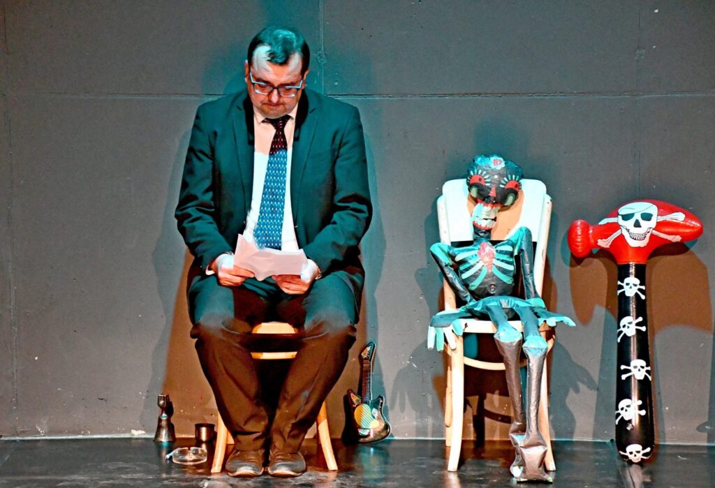 Přehlídka Ohromné maličkosti v divadle Alfred ve dvoře se letos neuskuteční