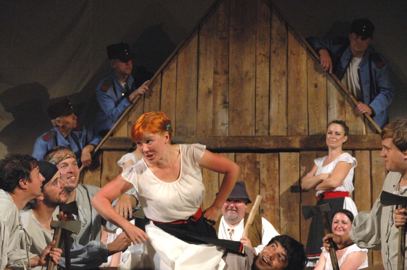 Podcast Pro kulturu /se Svatavou Hejralovou a Janem Hejralem z divadelního spolku Krakonoš z Vysokého nad Jizerou