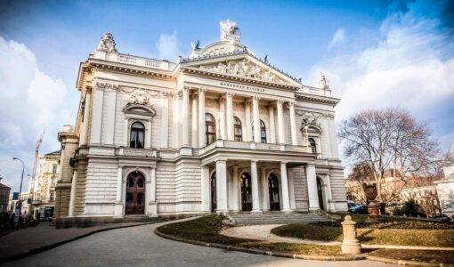 Léto ve znamení investic. Národní divadlo Brno opravuje budovy, modernizuje technologie i Zákaznické centrum
